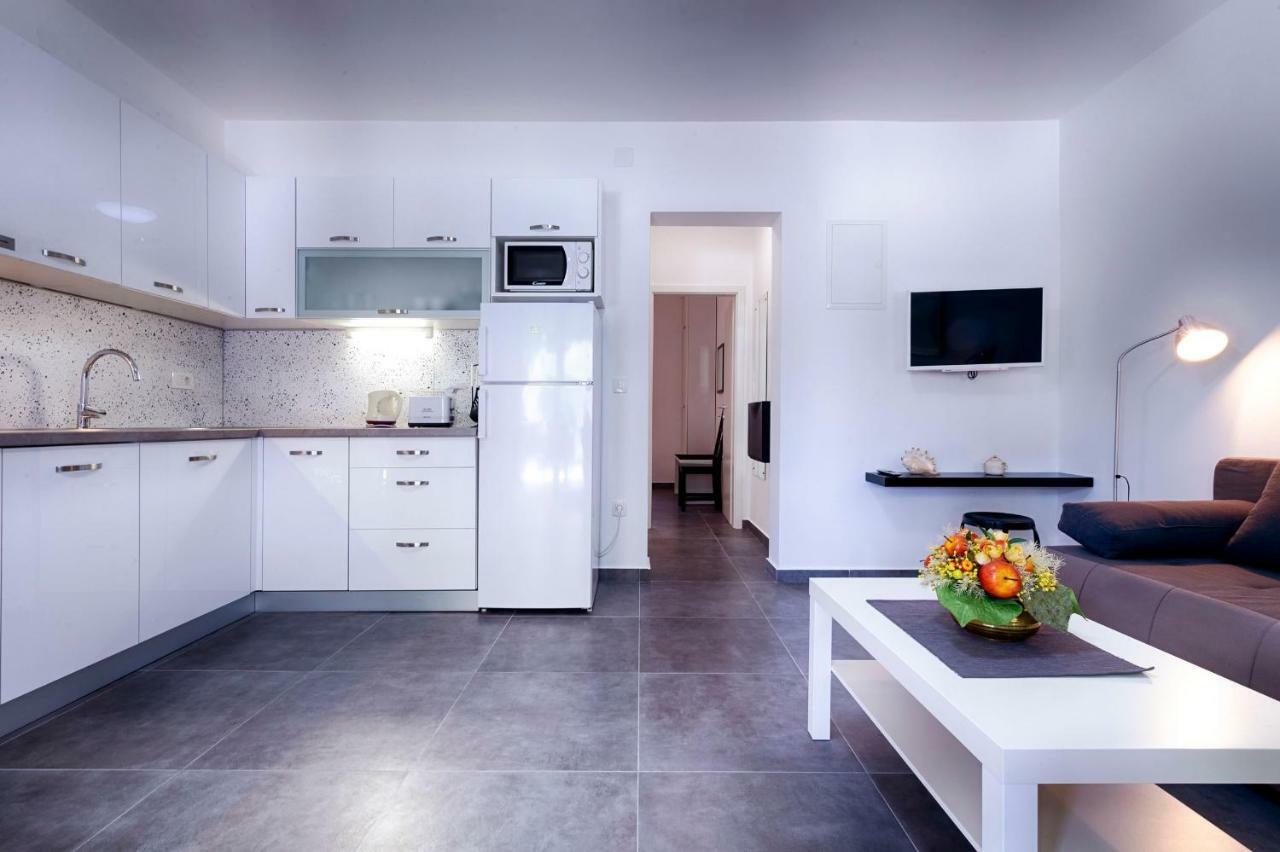 Apartmani Dule Komiža Zewnętrze zdjęcie