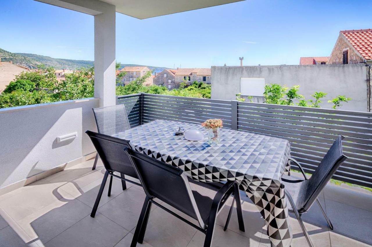 Apartmani Dule Komiža Zewnętrze zdjęcie
